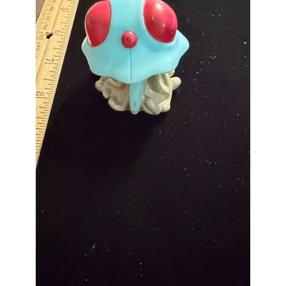 vtg pokemon tentacruel water squirter fig